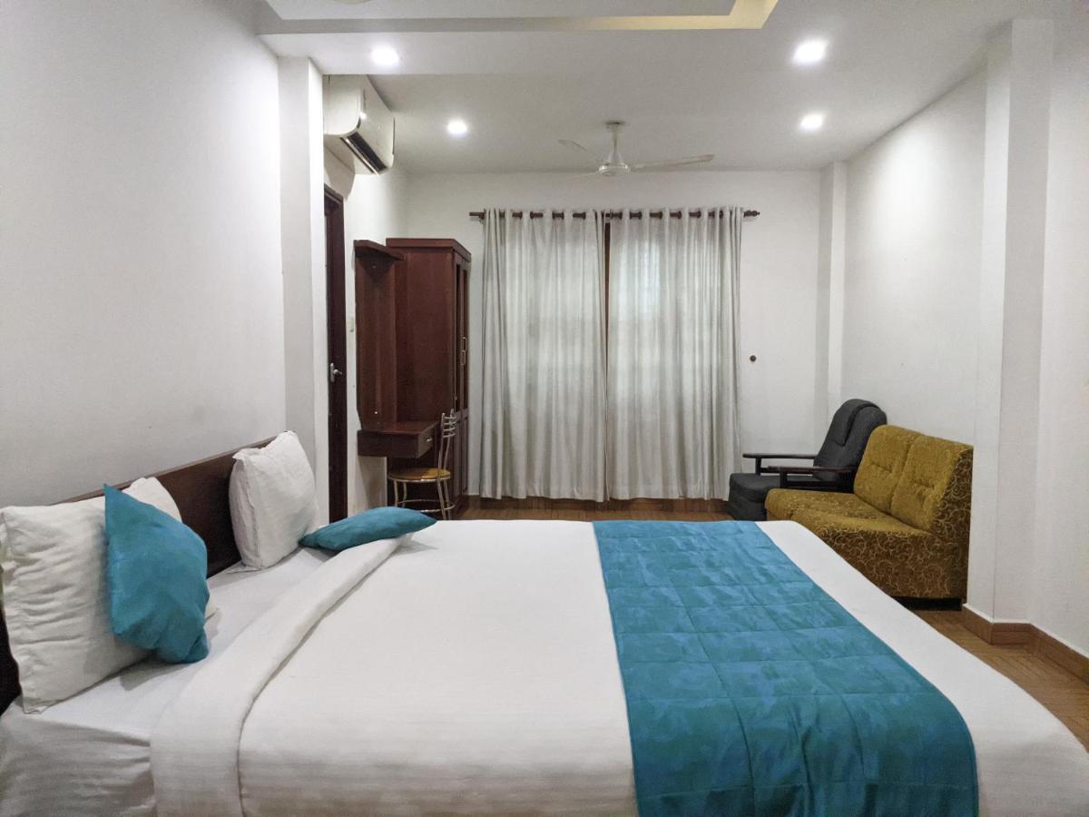 Malabar Plaza Inn Kochi 외부 사진